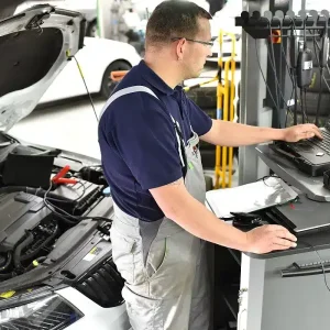 دیاگ نگار یا موتور آزما ثمین کدام بهتر است؟+ بررسی ویژگی ها